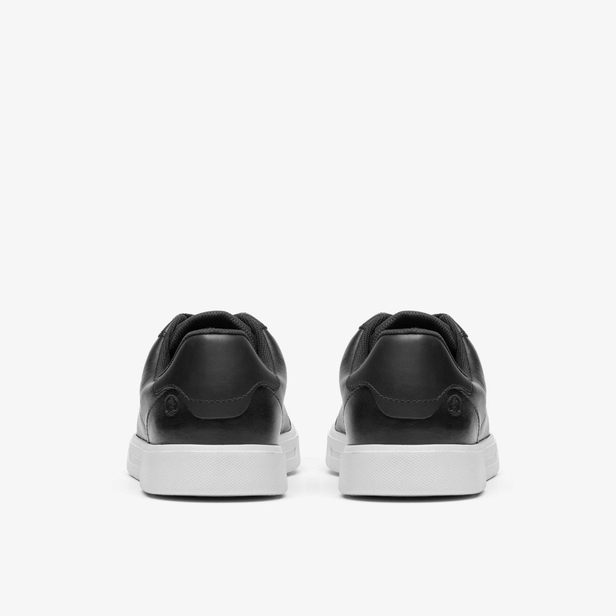 Clarks Best Seller / Romsey Lace Black/White