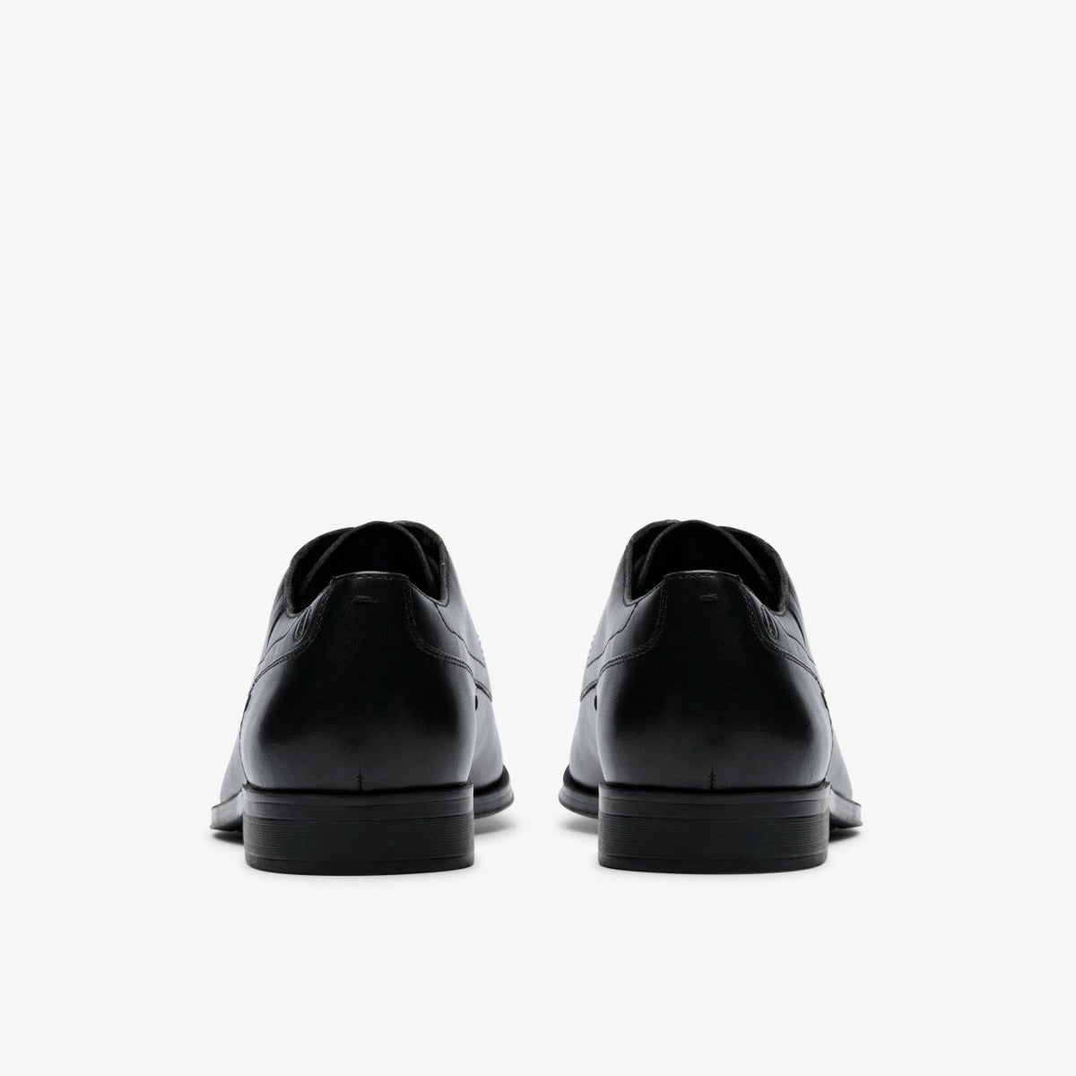 Clarks Recommended / Paulton Cap Black Leather