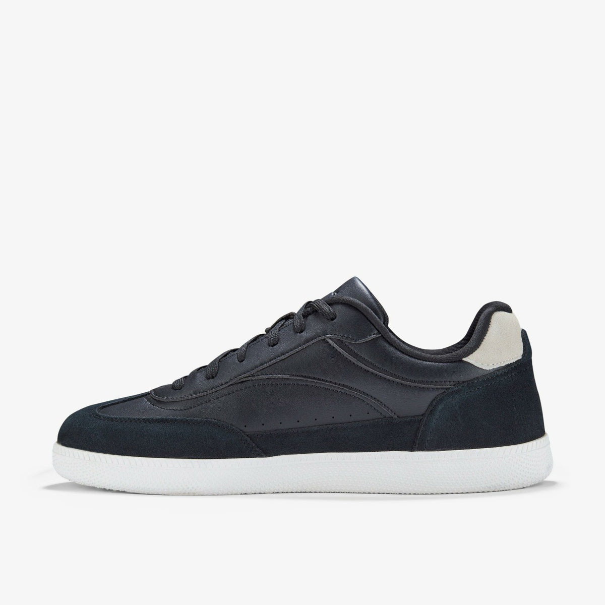 Clarks Great Value / Fosse Cup Black Combination
