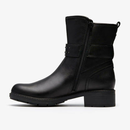 Clarks Special Offer / Hearth Buckle Black Leather