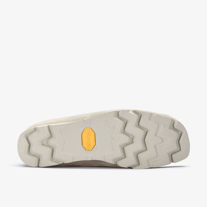 Clarks Latest / Wallabee Boot PAF Beige Suede