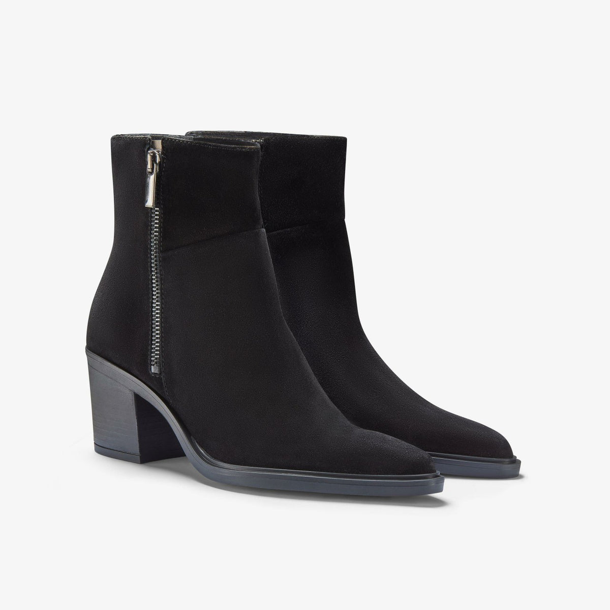 Clarks Latest / Jesse Zip Black Suede