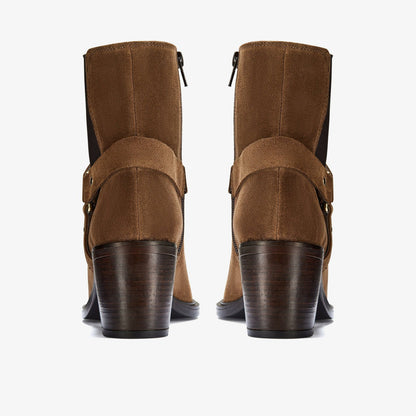 Clarks New / Jesse Buckle Dark Tan Suede