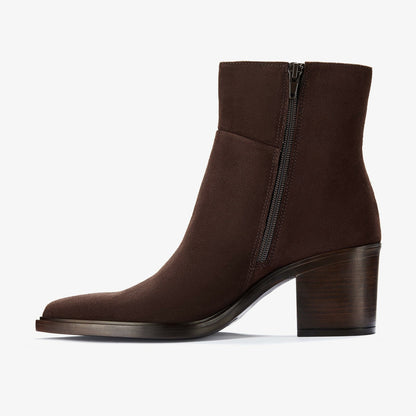 Clarks Latest / Jesse Zip Dark Brown Suede